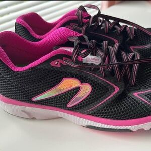Women’s Newton running shoe ex 8